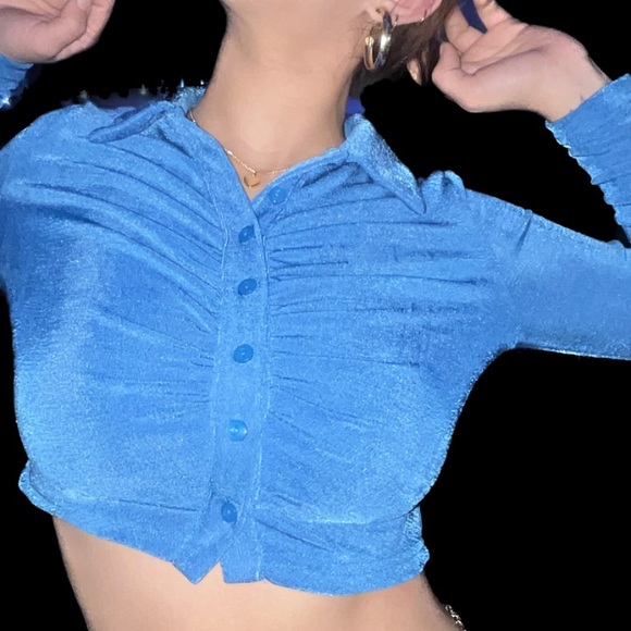 Blue Y2k button up ruched cropped blouse - Picture 3 of 3